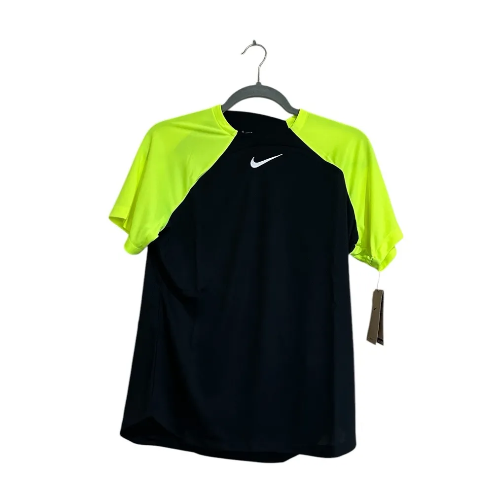 NWT Nike Women's Black / Volt Dri-FIT Academy Pro T-Shirt - Image 3