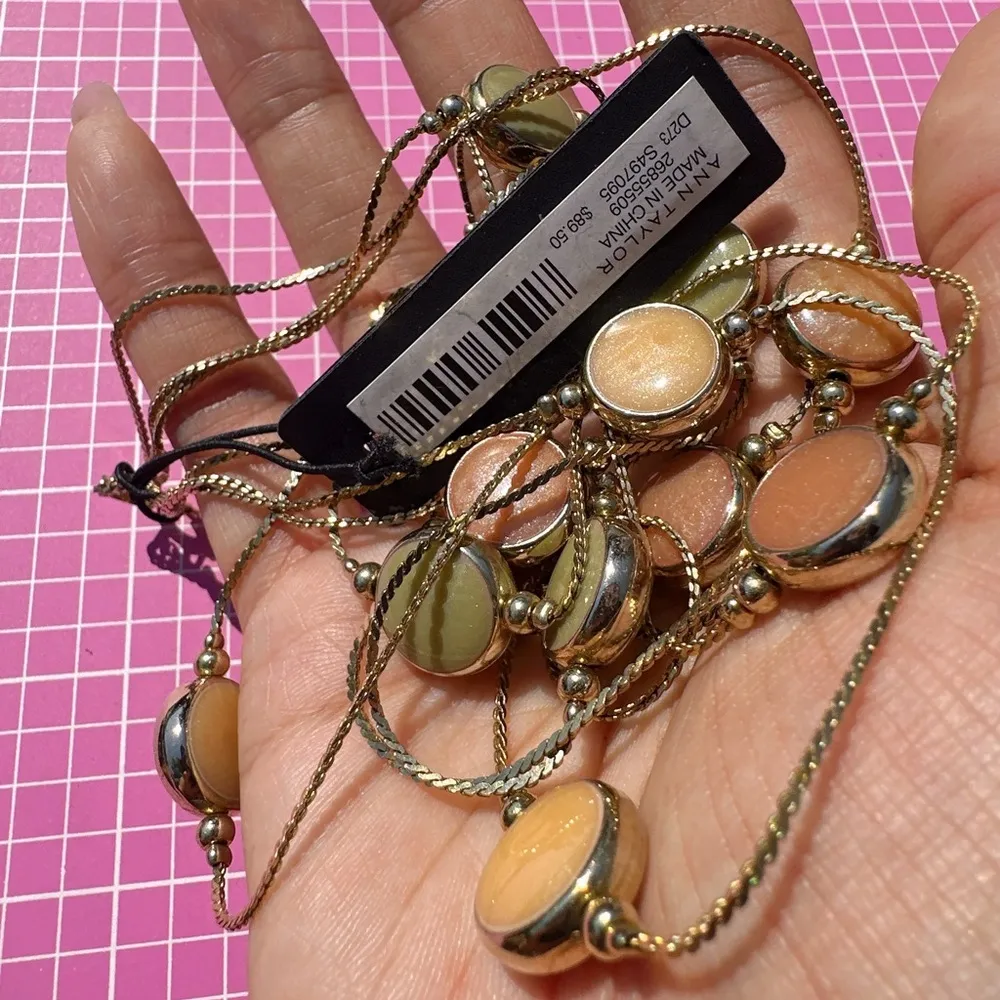 Ann Taylor Elegant Gold Necklace colorful reflective shiny pendants 24” NWT - Image 9