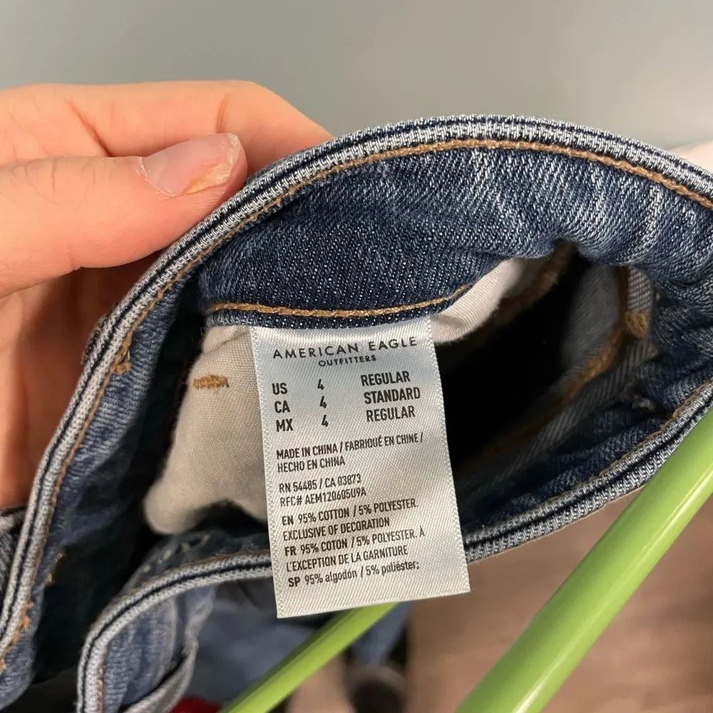 American eagle outfitters mom jeans comfort stretch waistband size 4 regular. - Image 14
