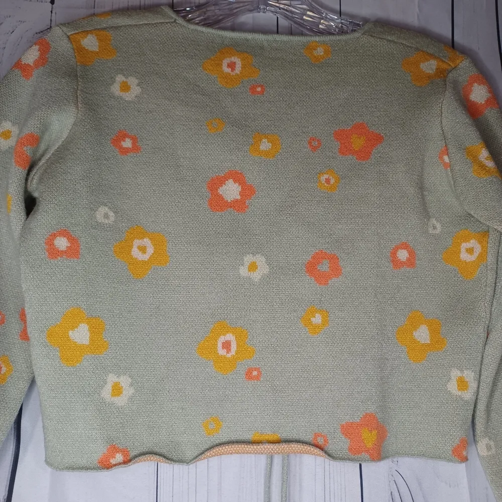 Princess Polly Floral Cropped Cardigan with Tie Front - Image 11