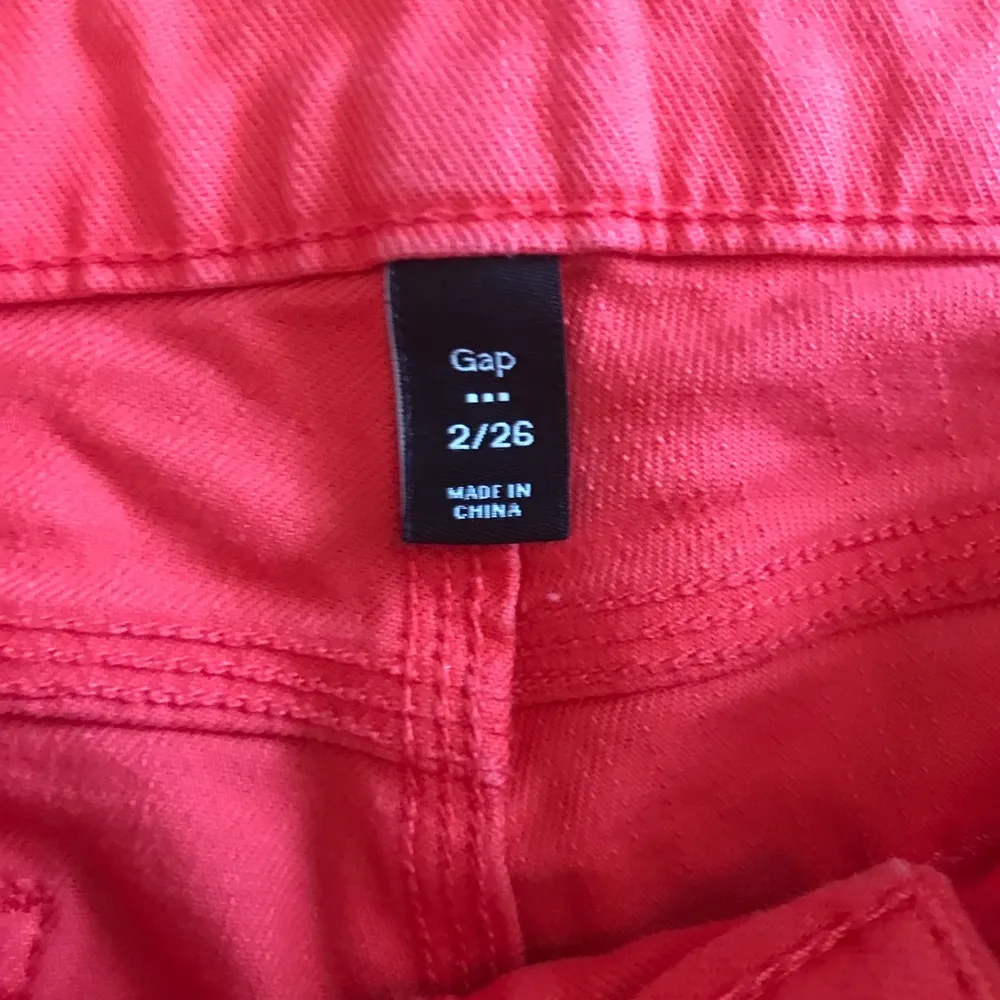 Womens Gap Shorts - Image 2