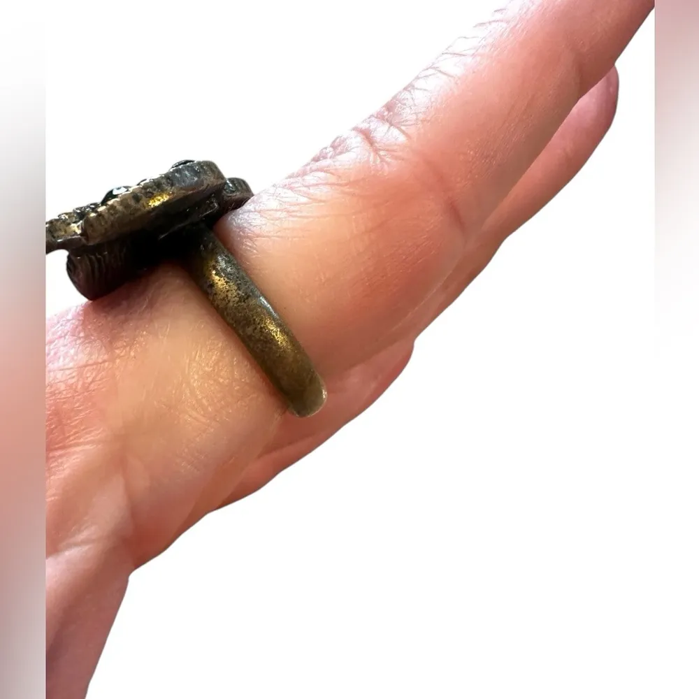 Bronze Rhinestone Leaf Two Finger Edgy Ring size 6 Black - Image 11