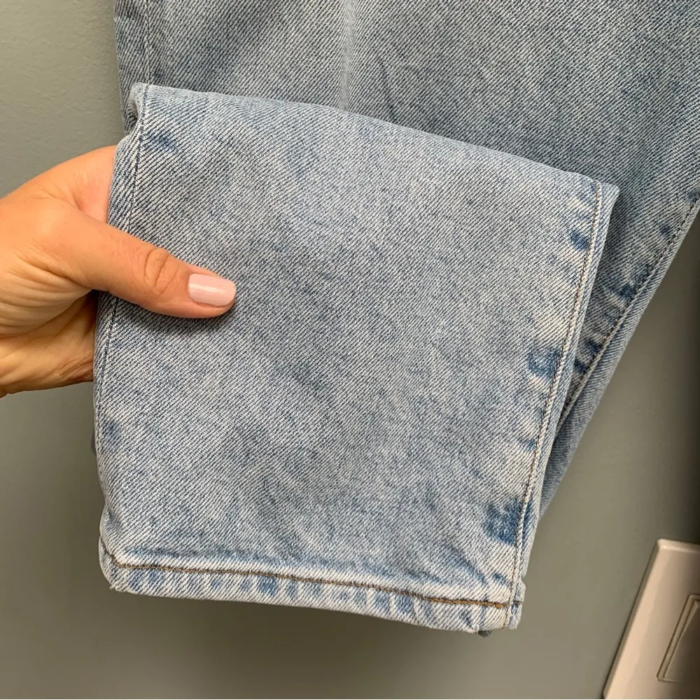 Agolde Toni Mid Rise Light Wash Jeans 29 - Image 10