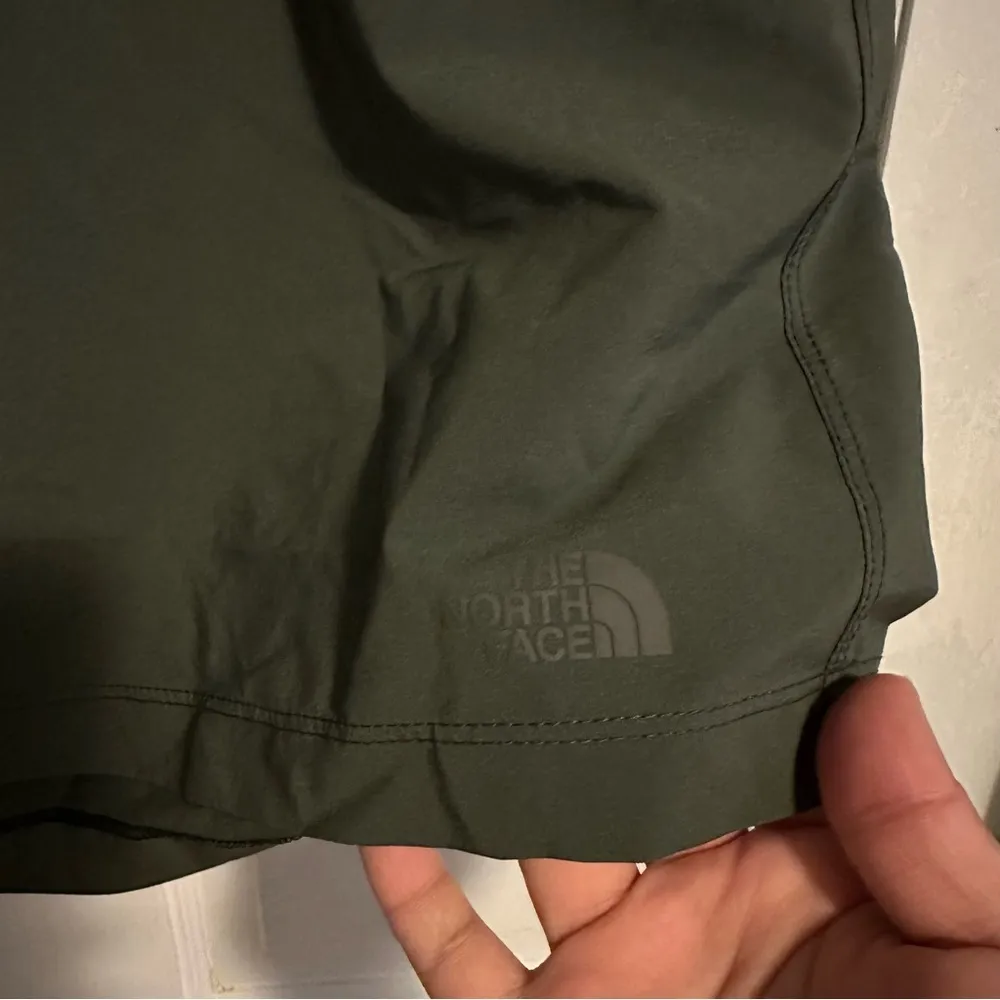 The North Face  Dark Olive Green Active Skirt Size Large - Image 6