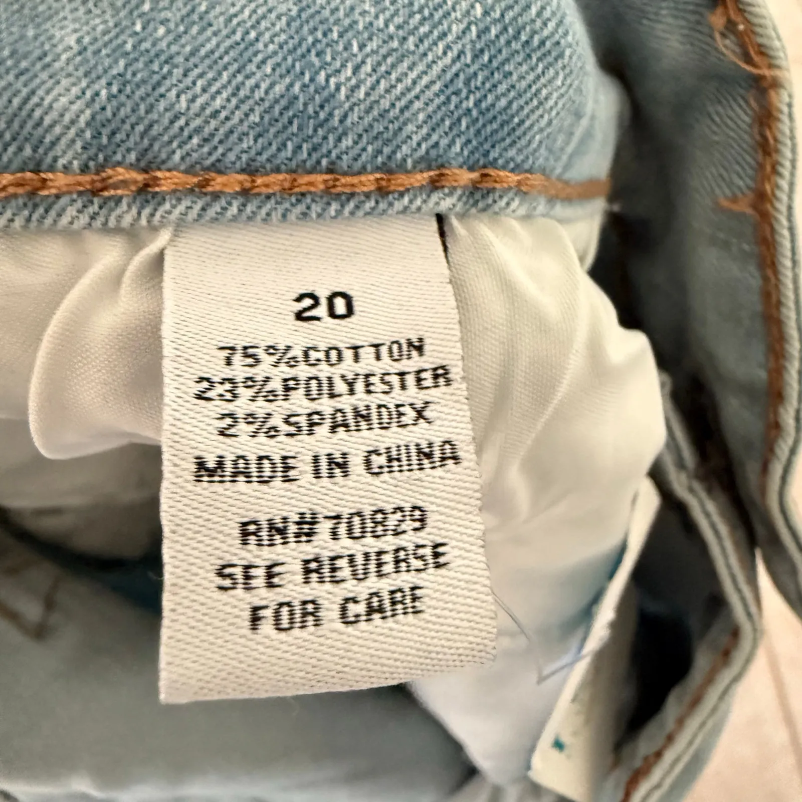 Rue+ High-Rise Ultimate Stretch High-Rise Light Wash Distressed Jean Size 20 NWT - Image 6