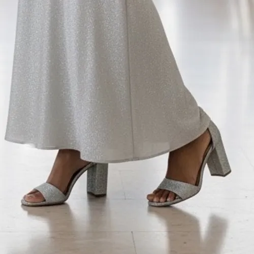 Jewel Badgley Mischka Silver Glitter Strappy Block Heels Women's Size 8.5 - Image 6