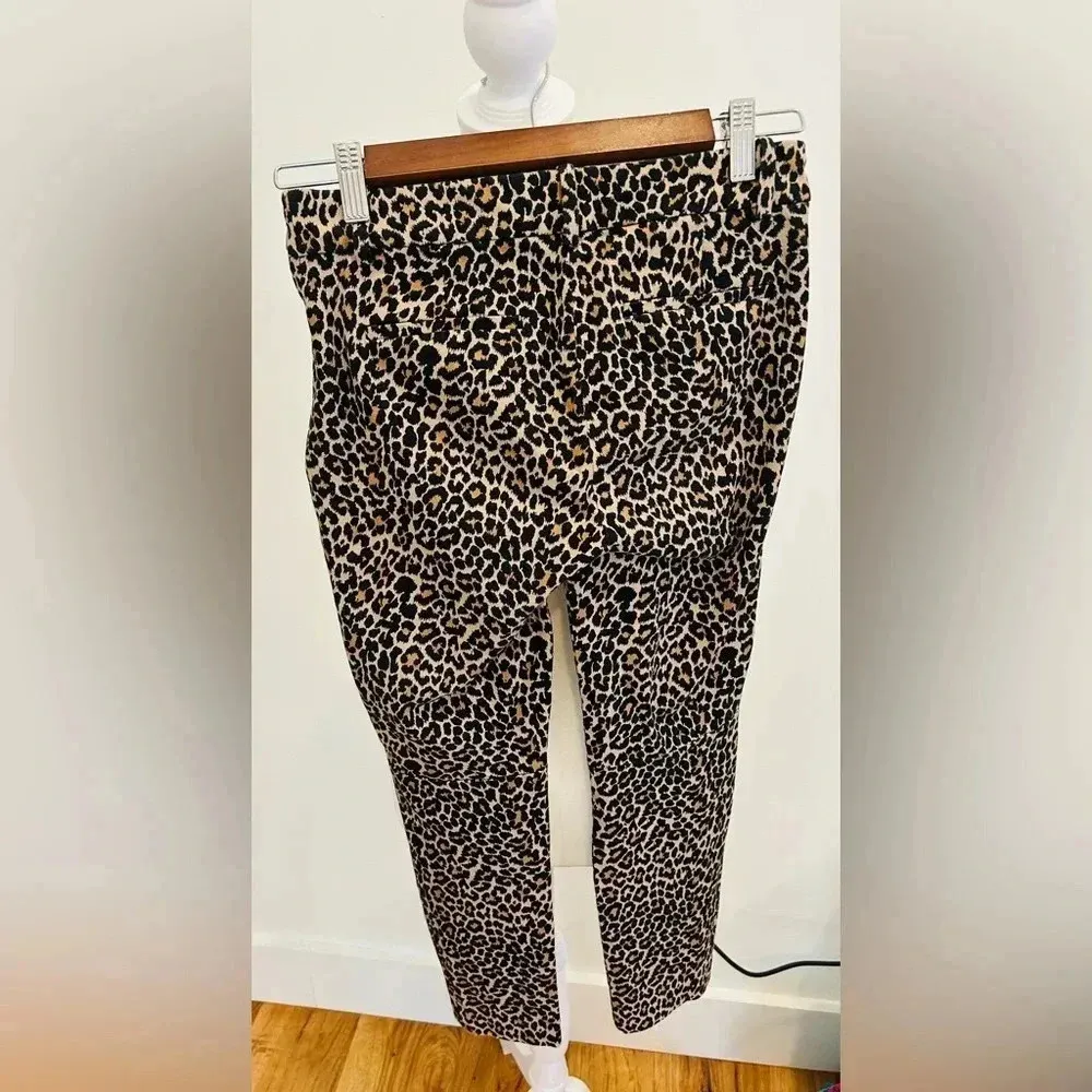 J.Crew  leopard Winnie pant  cropped size 0
Animal print - Image 7
