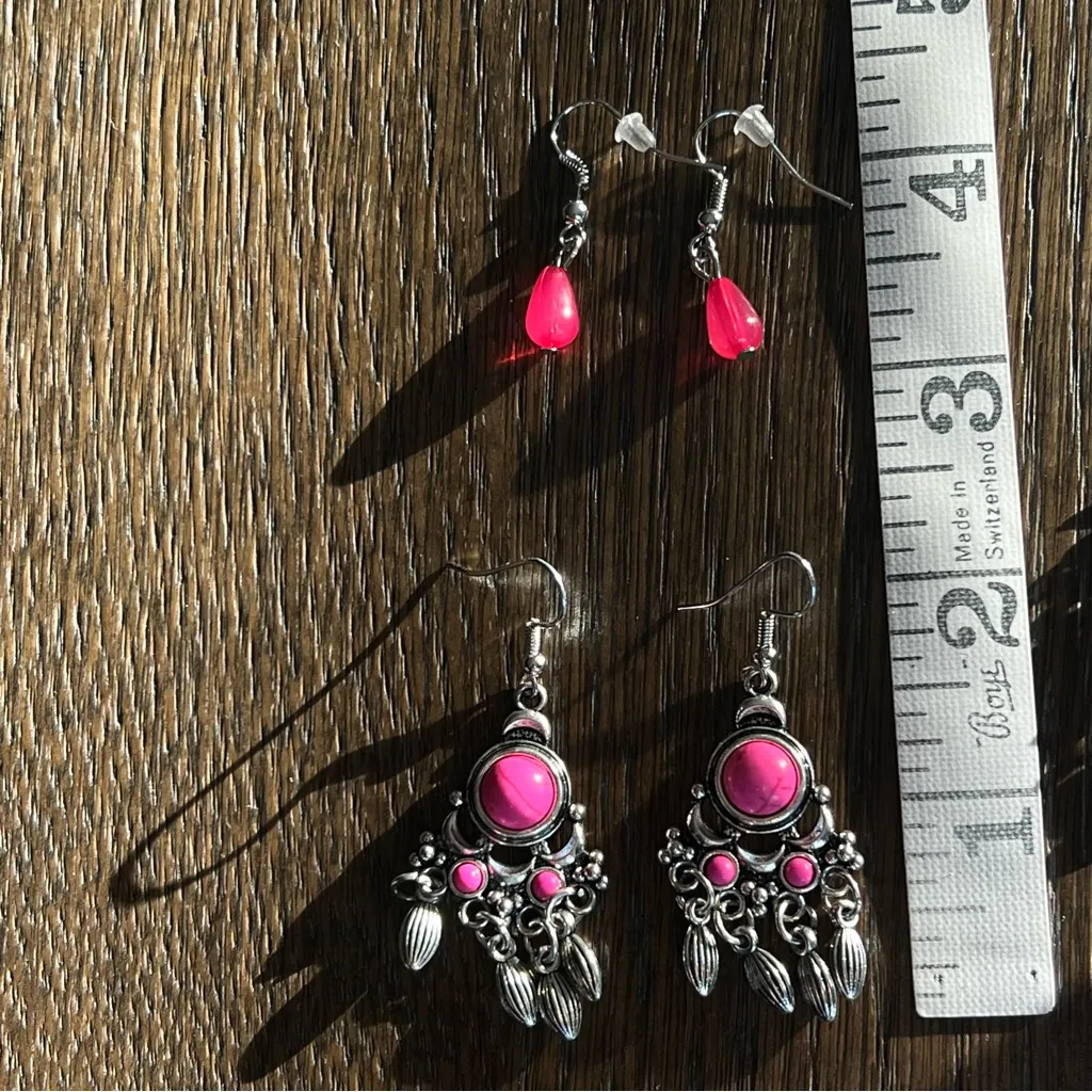 Y2K Necklace and Earrings Set, Silver tone and hot pink stones - Image 6
