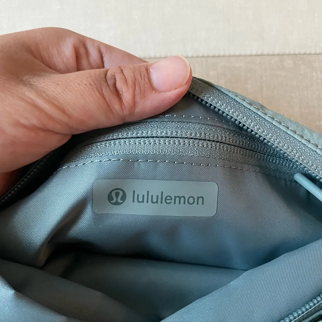 Lululemon Fast Track Bag 2.0 9L - Crater Blue - Image 12
