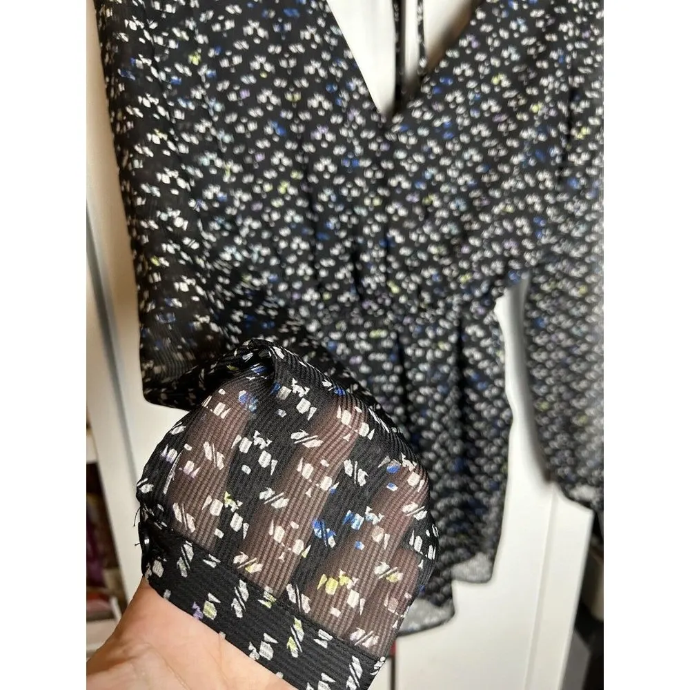 Womens romper‎ size xsmall bcbgeneration black with small geometric design - Image 11