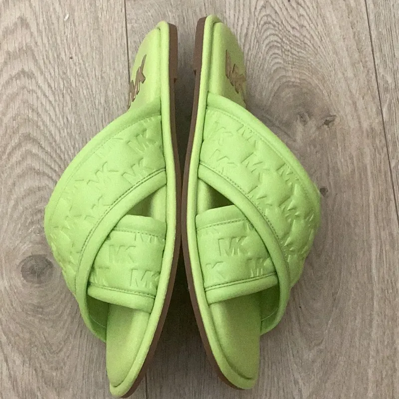 MICHAEL MICHAEL KORS Gideon Logo Embossed Slide Sandal, Limeade, Size 8.5, NWT - Image 3