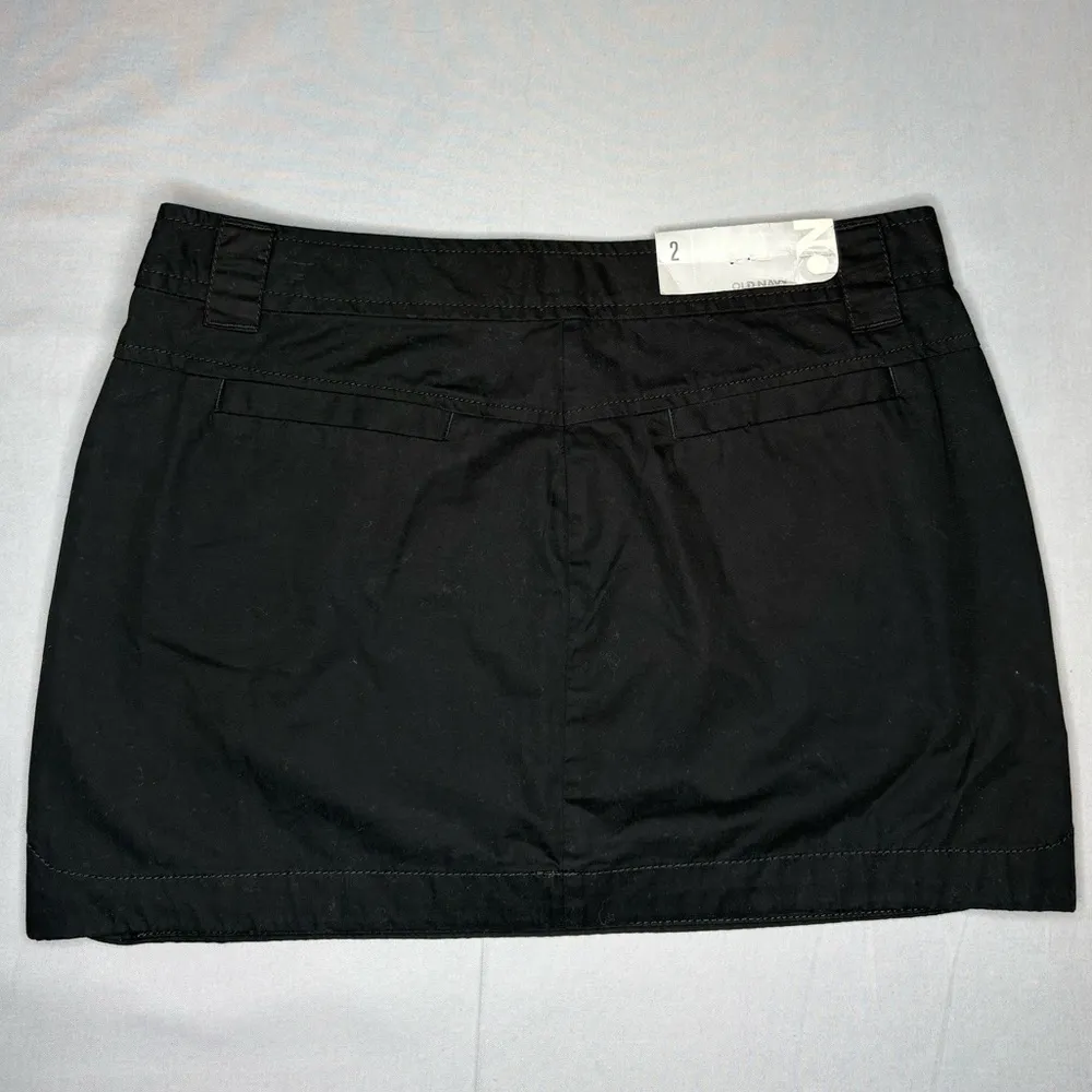 Old Navy Black Chino Mini Skirt Size 2 - Image 3