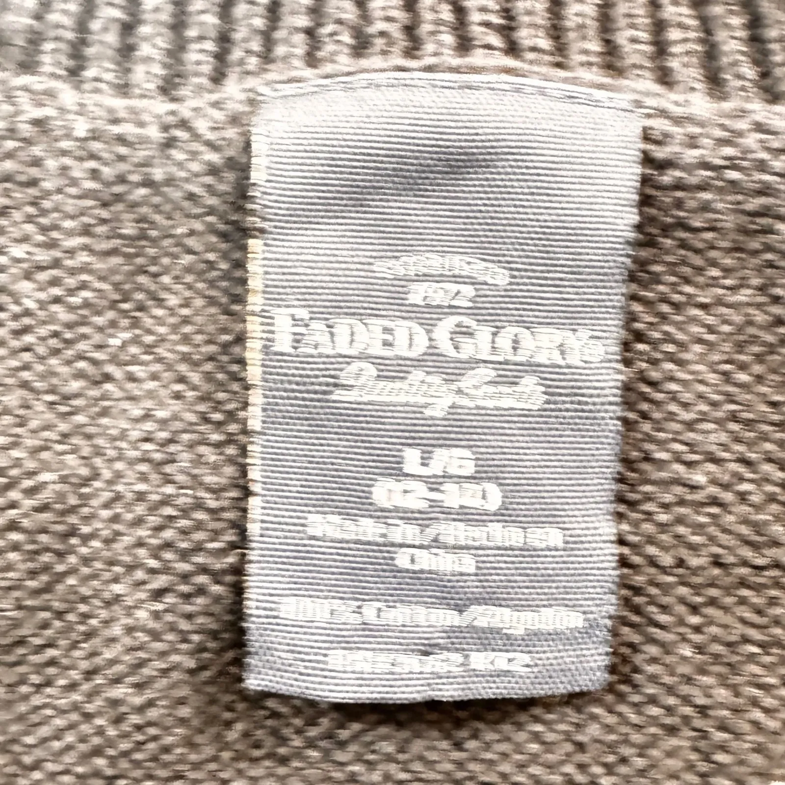 Y2K style Faded Glory Women‎ Fair Isle V Neck urgly Sweater Sz L Christmas chic - Image 2