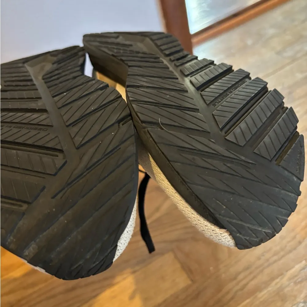 Brooks Revel 4 White 9 Running Shoe - Image 10