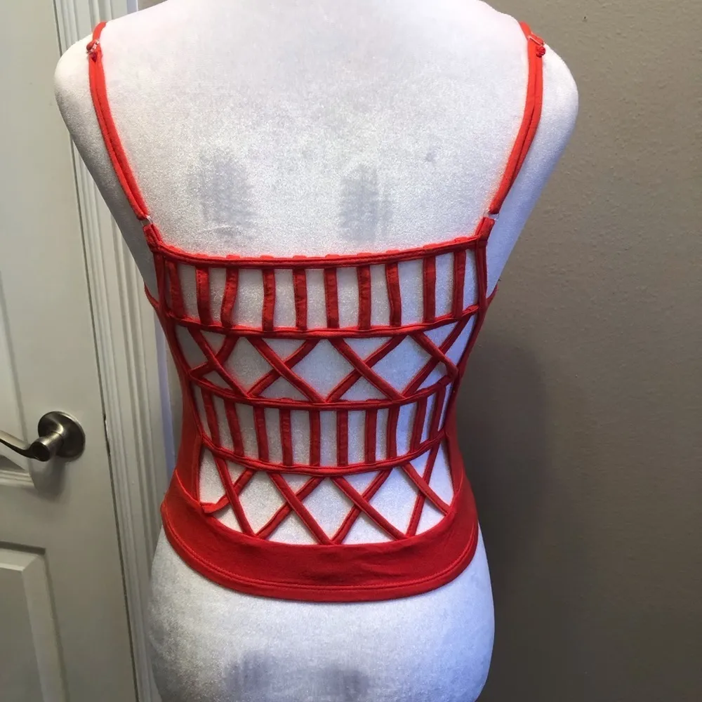 Lattice Work Cropped Tank Silvergate Size Small - Image 8