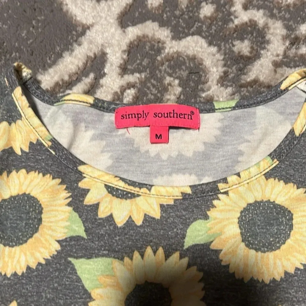 Simply southern t shirt. New. Be kind. Sunflowers. - Image 3
