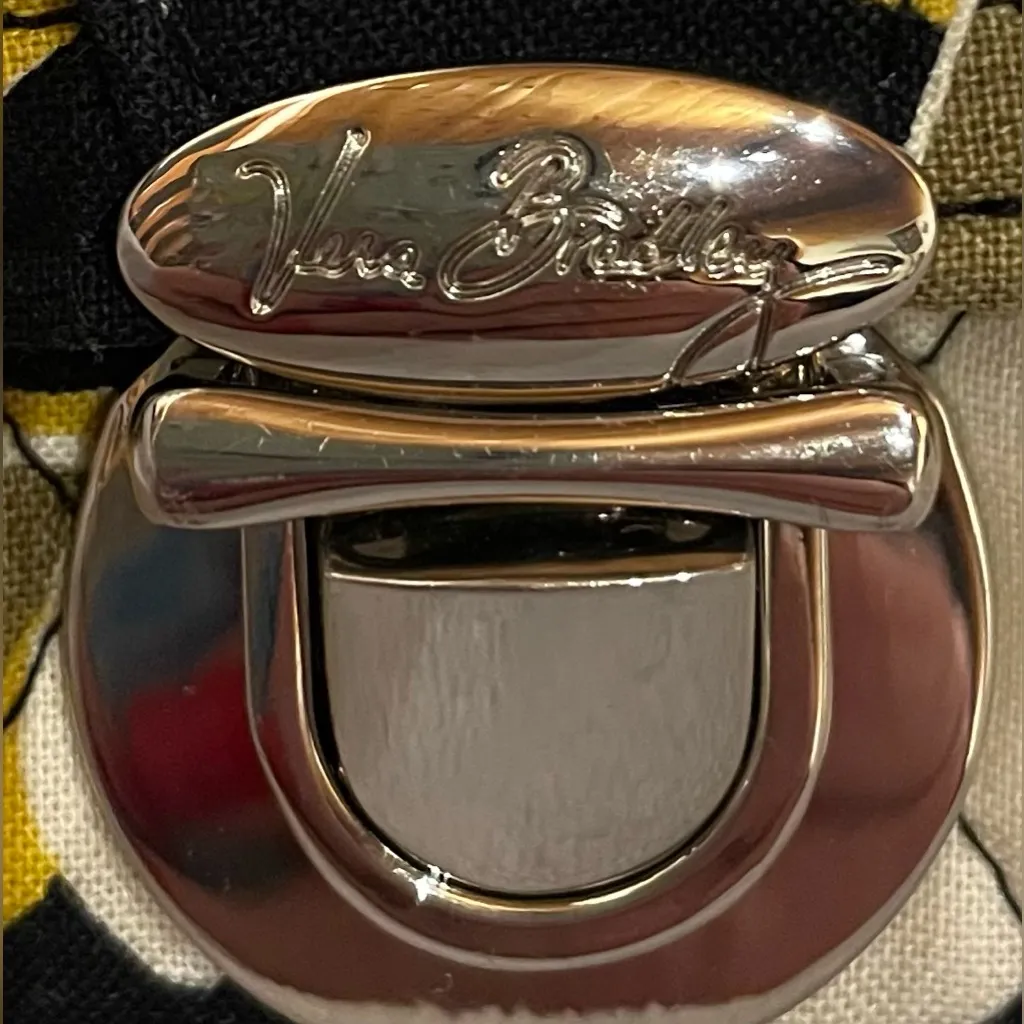 Vera Bradley Dogwood Quick Swipe ID Wallet Retired Key Chain Card Holder - Image 5