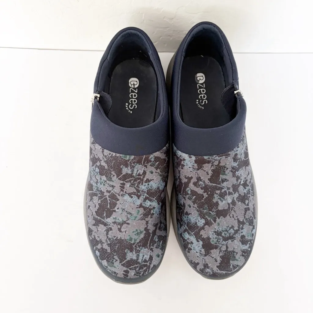 Bzees Lady Multicolor Camo Pattern Slip On With Side Zip Sneakers Size 8.5W - Image 3