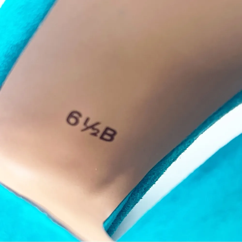 TALBOTS Teal Leather Upper Almond Toe High Heels, Size 6.5B - Image 3