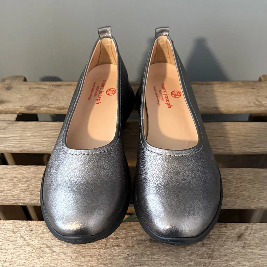 NEW Marc Joseph Jamie Street Silver Metallic Leather Loafers Size 7.5 A26 - Image 4