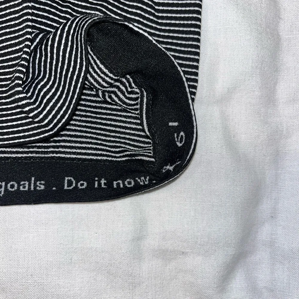 Lululemon Rugby Stripe Heathered Run Swiftly Long Sleeve Crew Neck Top Size 6 - Image 2