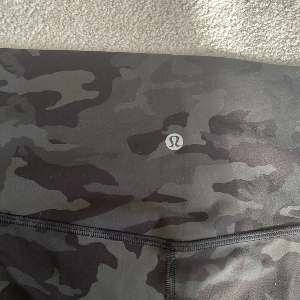 Cute Green Camo Lululemon x Soulcycle High Waisted Leggings - Image 3