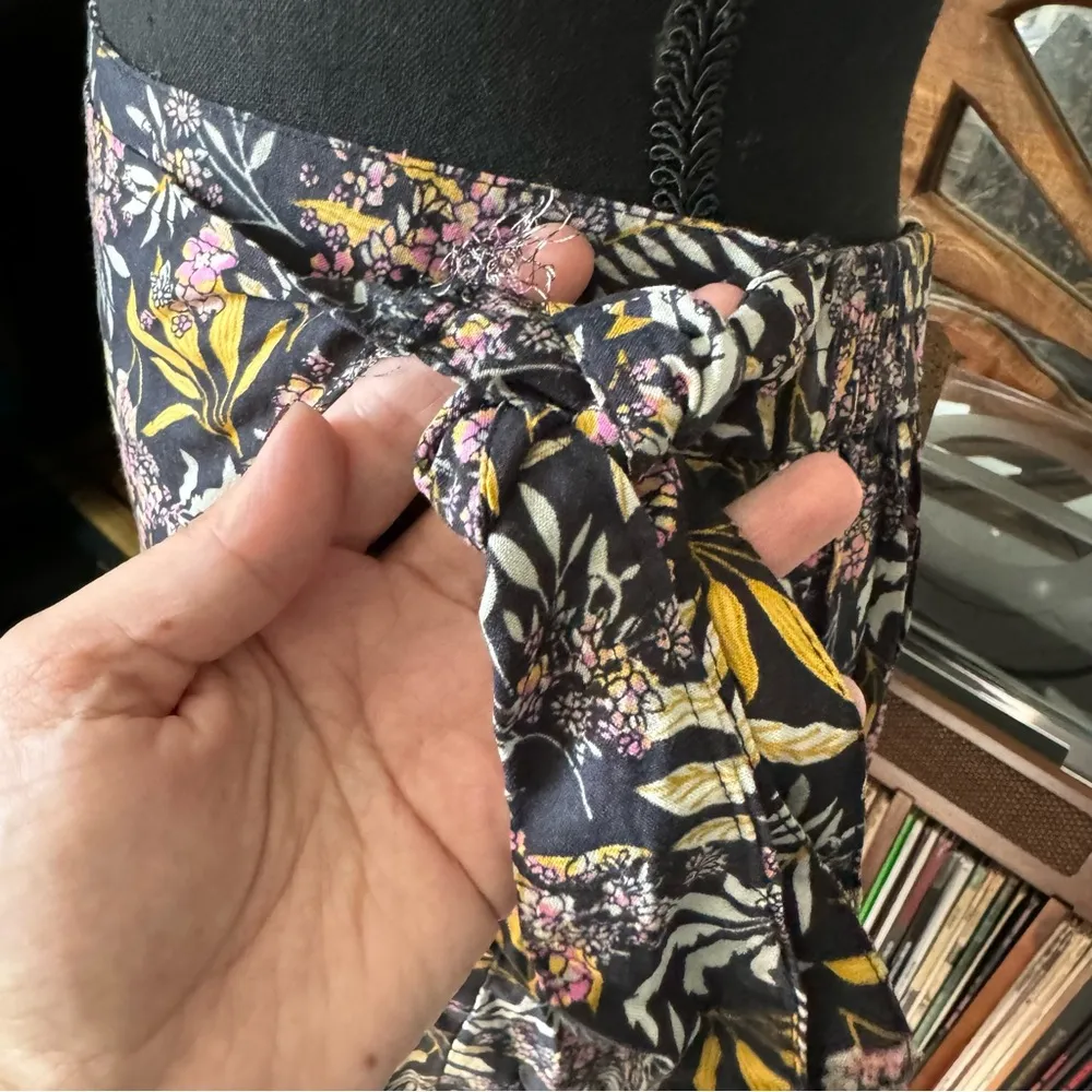 NWT Natural Life Holly Wrap Mini Skirt - Image 4