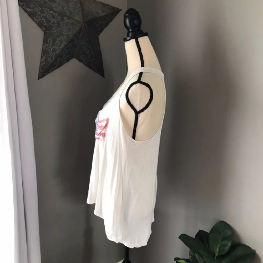 Ginger G White Tank Top Sz Medium - Image 2