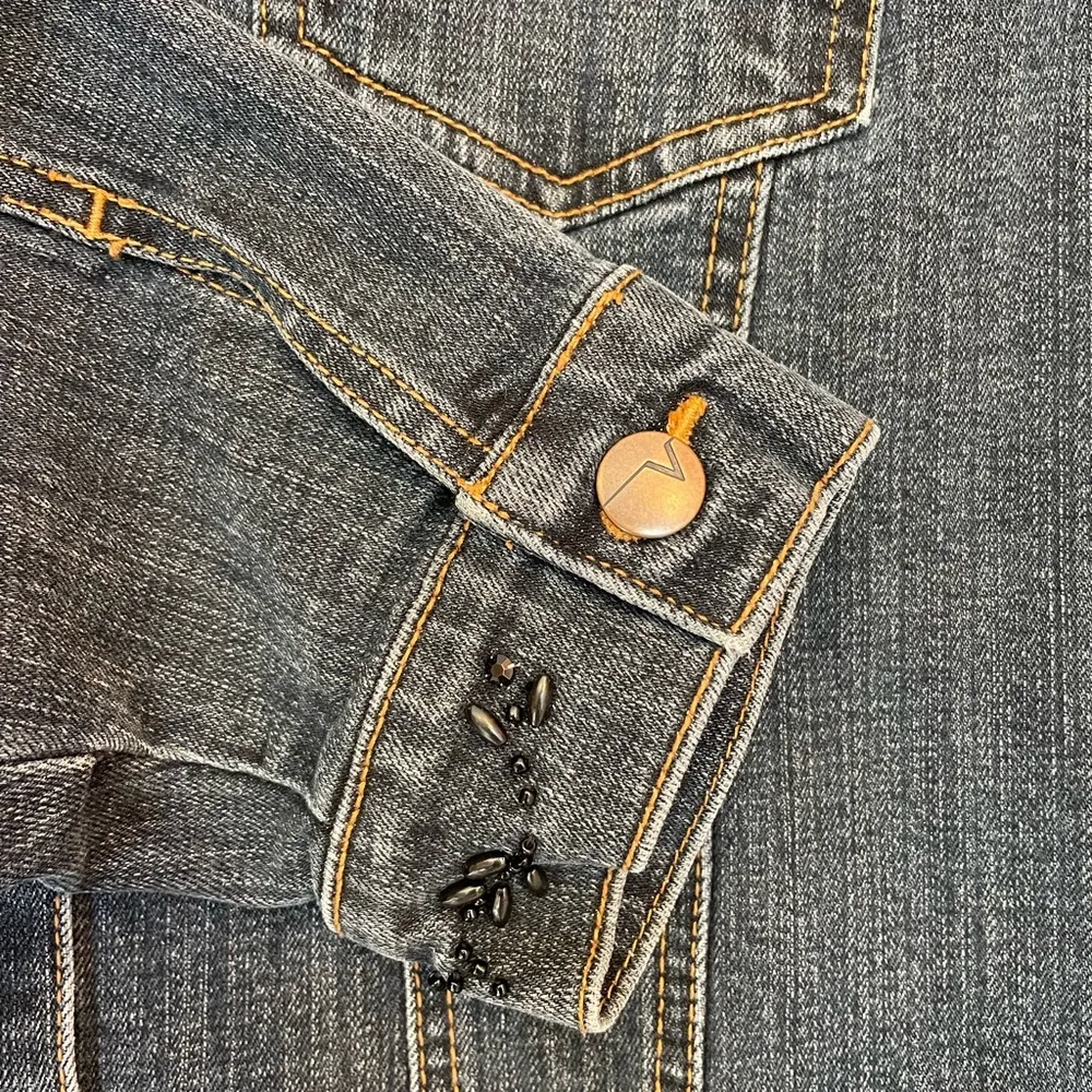 Venezia Woman Plus Dark Wash Embellished Beaded Cotton/Spandex Jean Jacket 18/20 Size undefined - Image 4