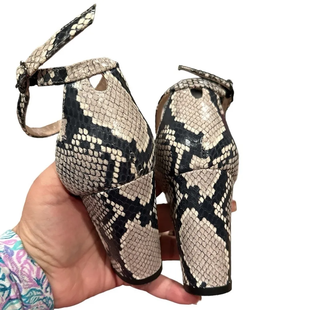 STUART WEITZMAN SWIFTY ANKLE STRAP SNAKESKIN OPEN TOE BLOCK HEEL 9 - Image 5