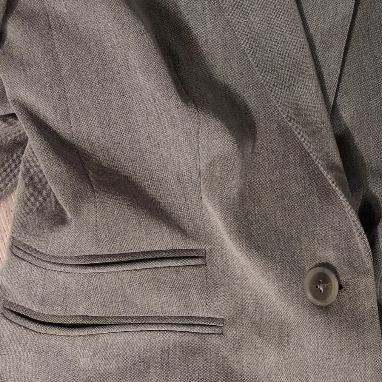 Express Gray Blazer Size 6 - Image 9