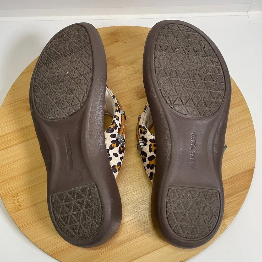 Minnetonka Women 8 Cream Brown Black Animal Print Silverthorn 360 Sandal Comfort - Image 7