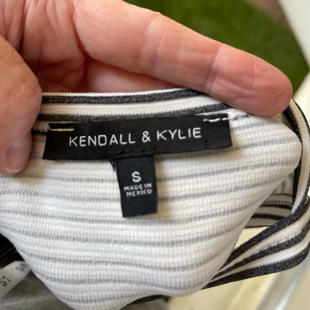 Kendall & Kylie Mini Bodycon Striped Dress Size S - Image 4