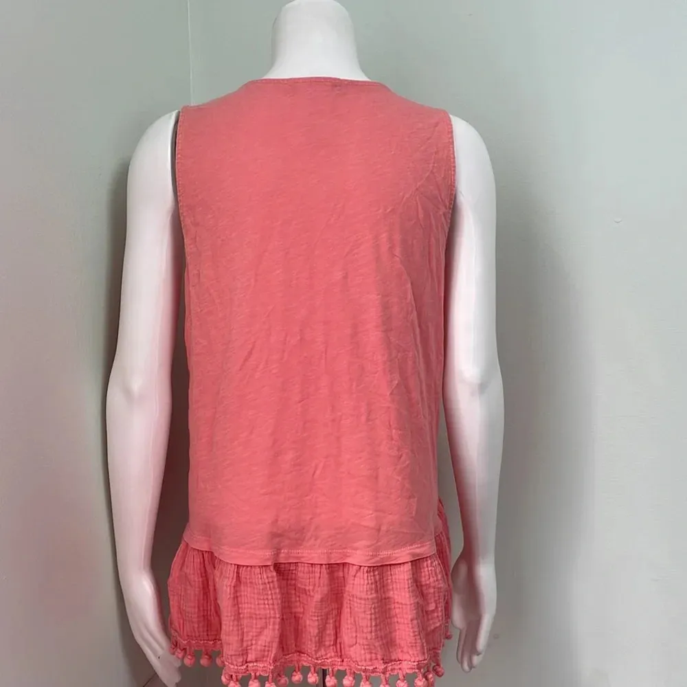 ANTHROPOLOGIE eri + ali  Coral Peplum Tasseled Tank Top Size Medium - Image 8