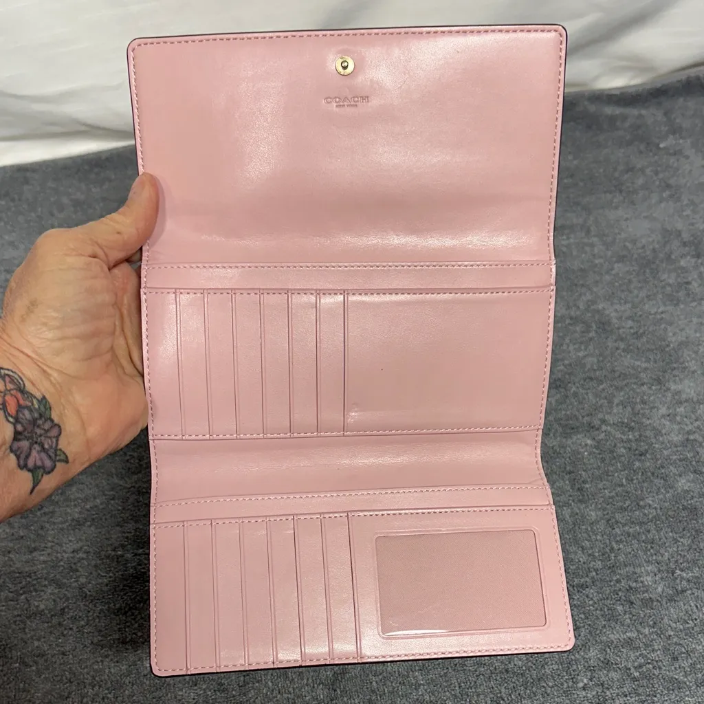 Coach Pink and Brown Leather Wallet - Image 4