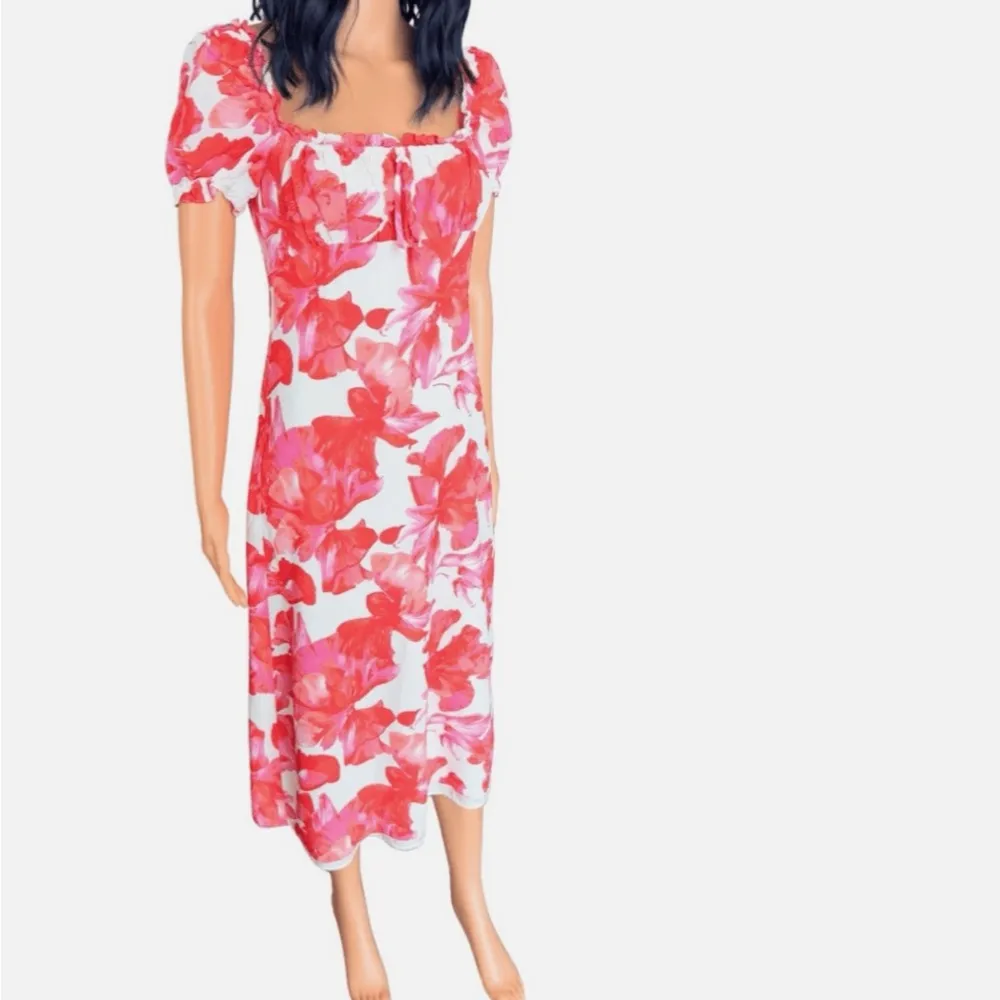 Wayf Orange and White Puff Sleeve Sundress - Image 3