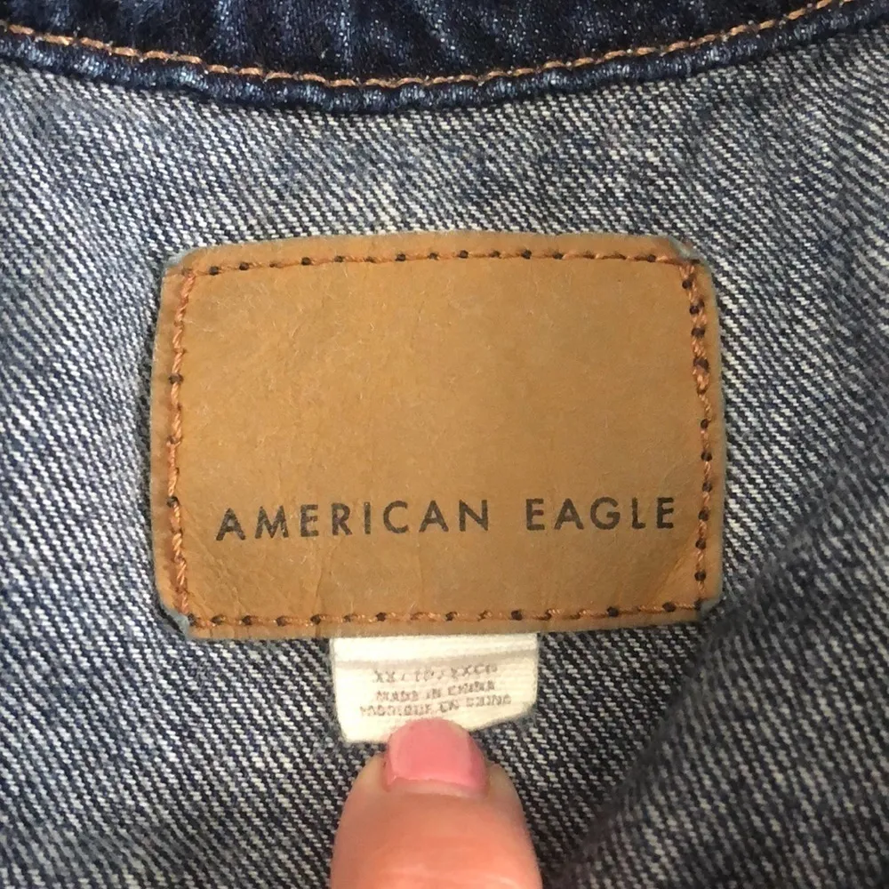 American Eagle Denim Jean Jacket Size XS EUC - Image 9
