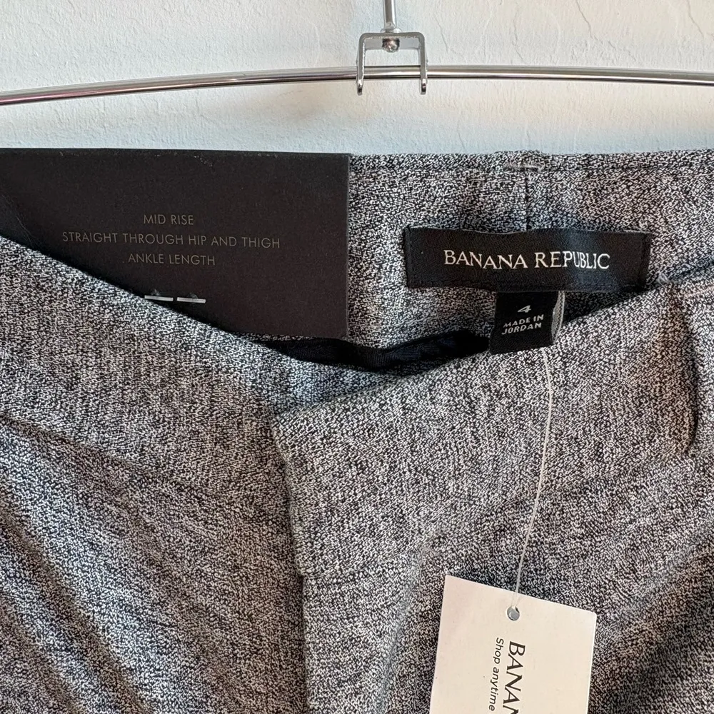 Banana Republic Avery Mid Rise, Straight Through Hip Thigh Ankle Length Sz 4 - Image 2