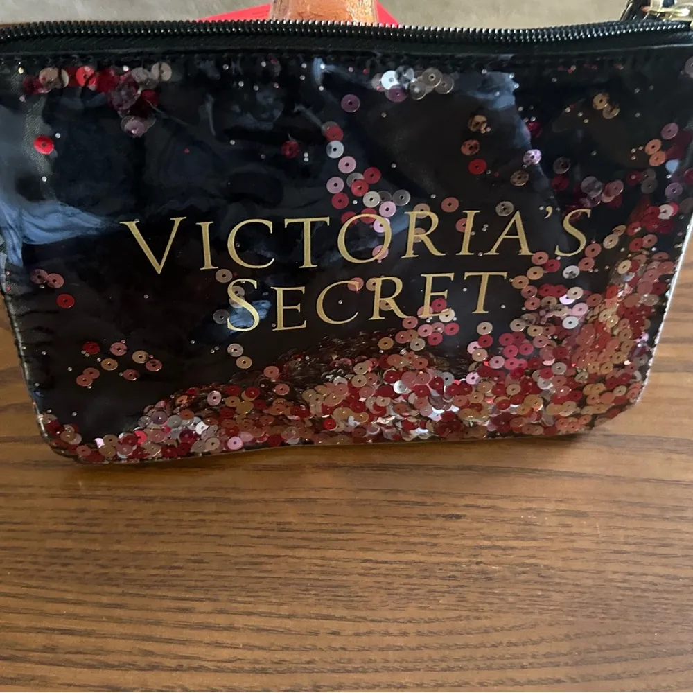 Victoria's Secret Black and Red Sequin Bag very clean and like new! - Image 2
