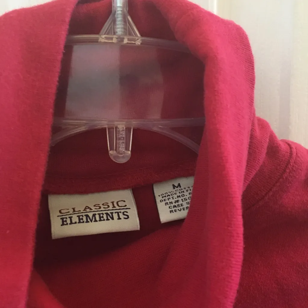 Classic Elements FINAL MARKDOWN  Cowl neck top medium - Image 3