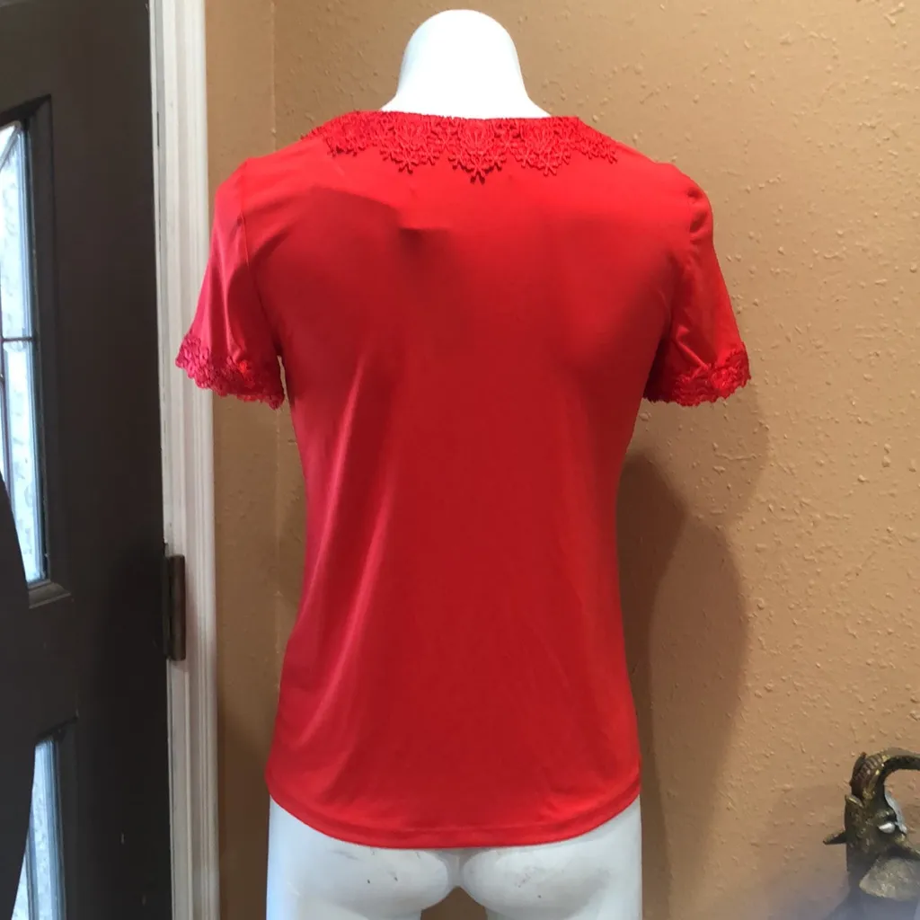 Karl Lagerfield  v neck embroidered short sleeve blouse nwt - Image 6