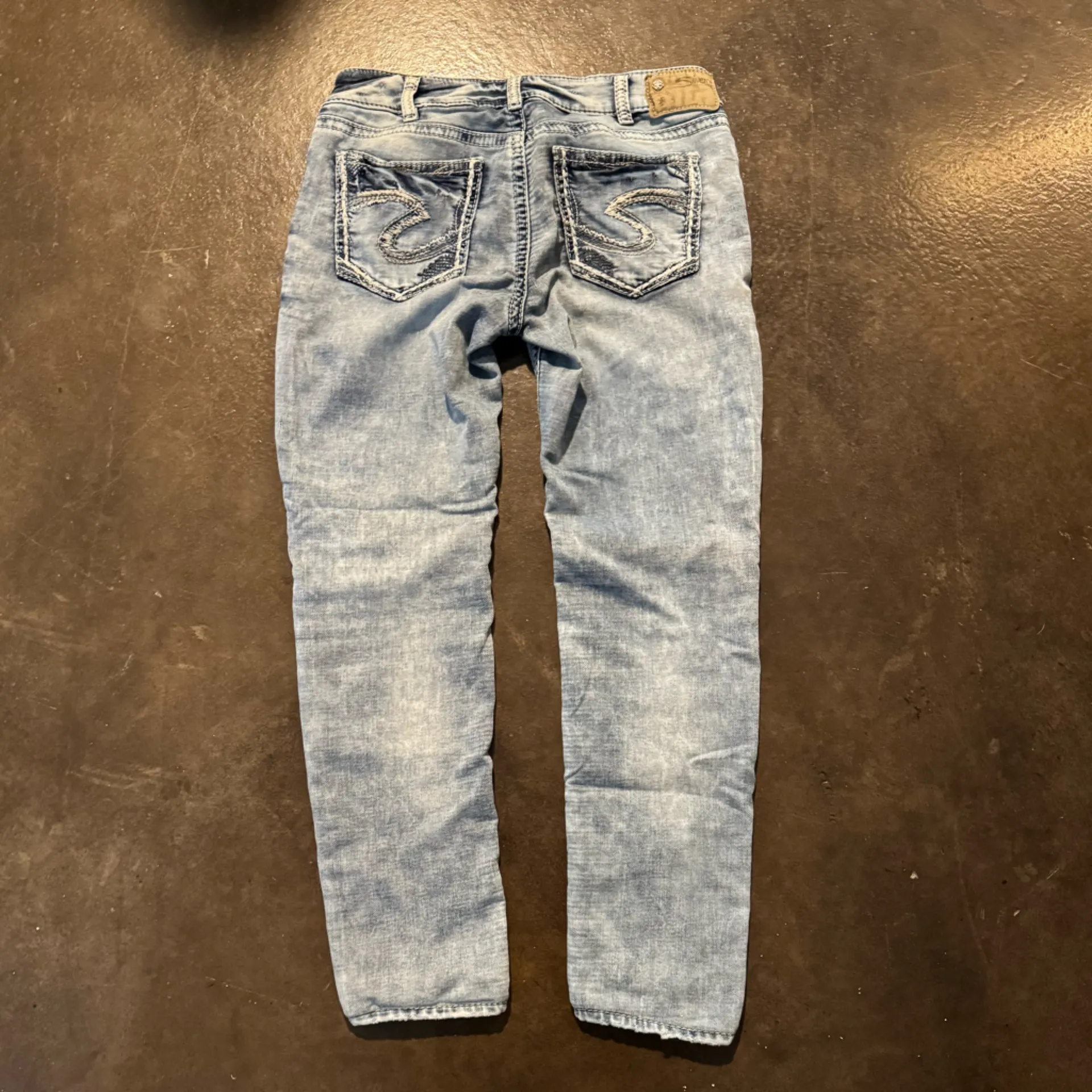 Silver Jeans Y2K  Suki Straight Leg - Image 2