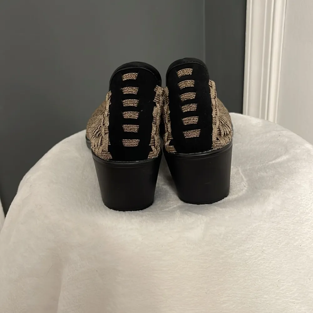 Steven by Steve Madden Women's Metallic Gold Woven Low Heel Shoes – Size 9 - Image 3