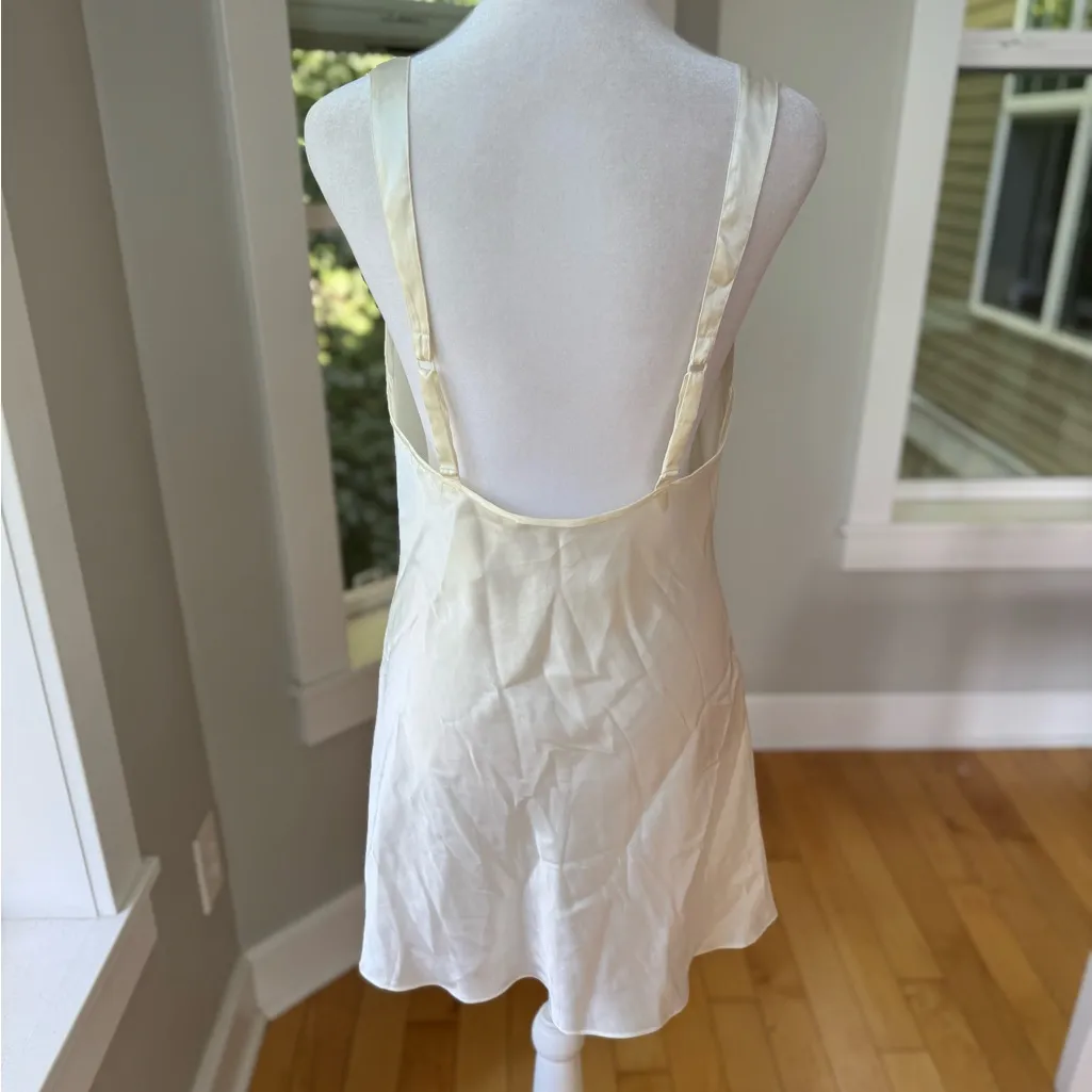 Vintage Victoria’s Secret Ivory Cream Sequin Lace Trim Flounce Mini Slip Dress M - Image 3
