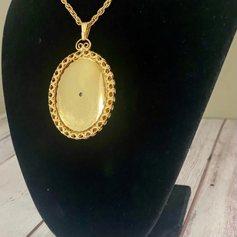 Vintage Hand Painted Porcelain Forget - Image 3