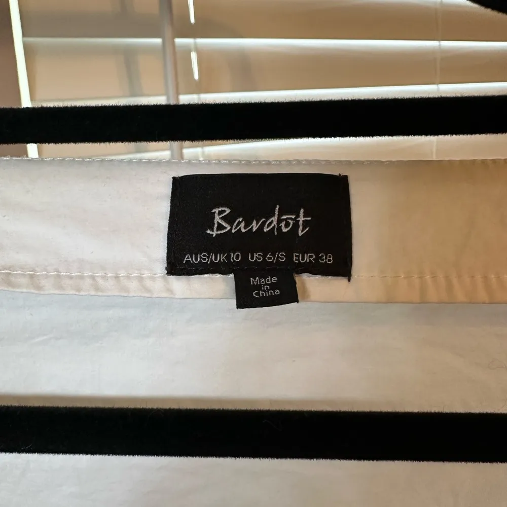 Bardot  Off Shoulder White Wrap Top - Image 3