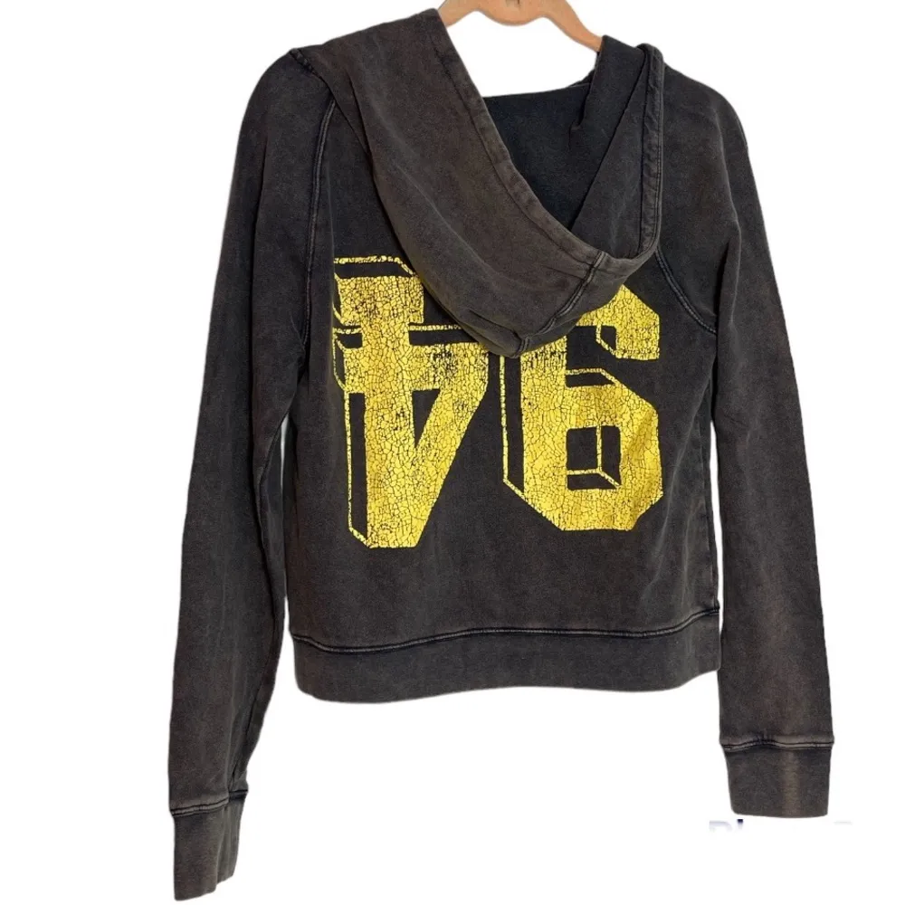 BDG Vipers Grey Crop Pullover Hoodie Size Large NWT - Image 4