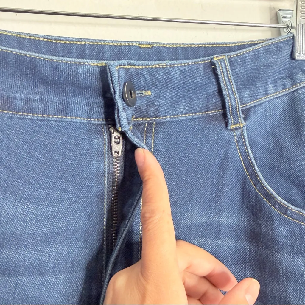 Halara  Flex High Waisted Pockets Rolled Hem Wide Leg Washed Casual Jeans Large - Image 7