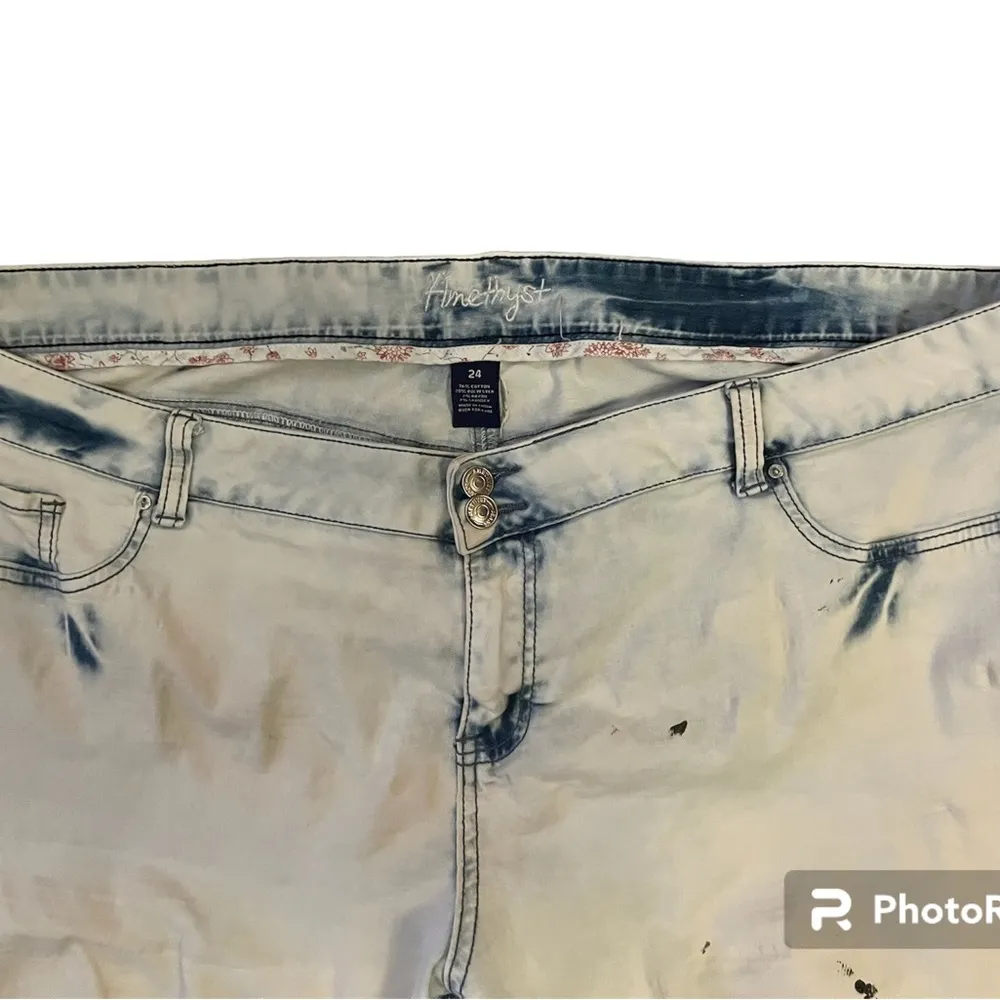 Amethyst Light Wash Distressed Skinny Jeans - Image 2