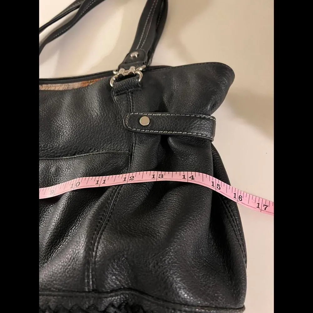 Stylish Black Leather Tote Bag by The Sak - Image 8